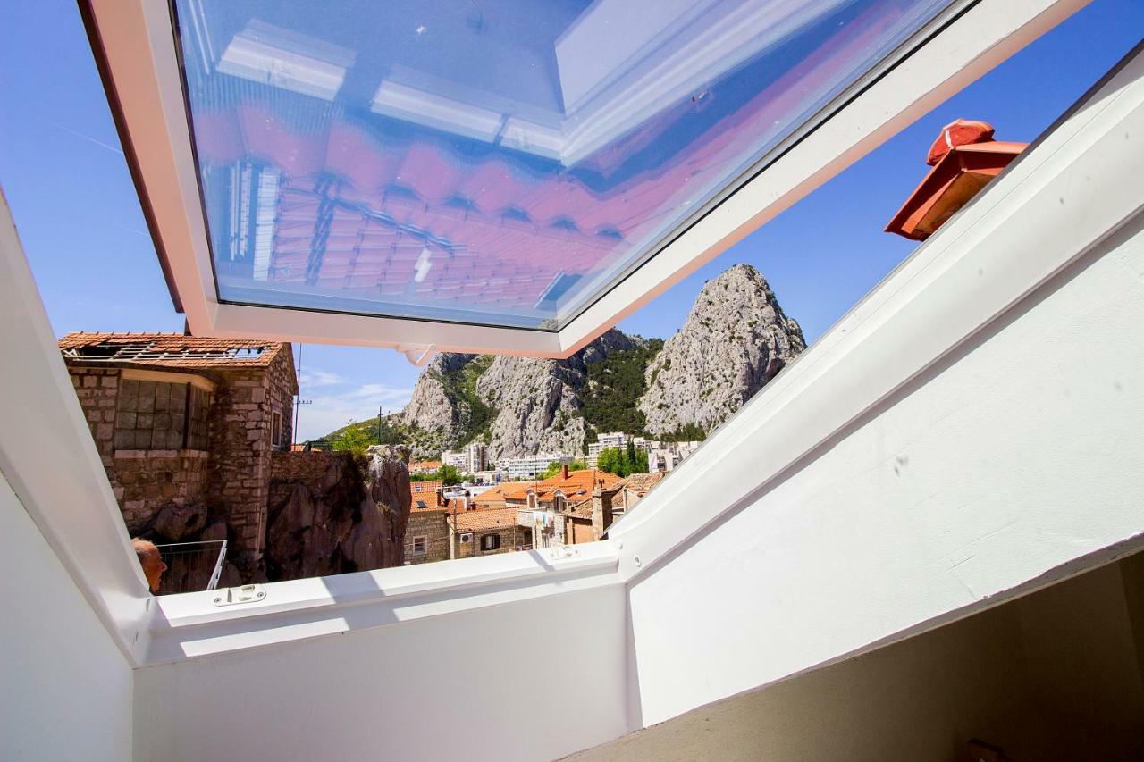 Hostel Omis Exterior photo